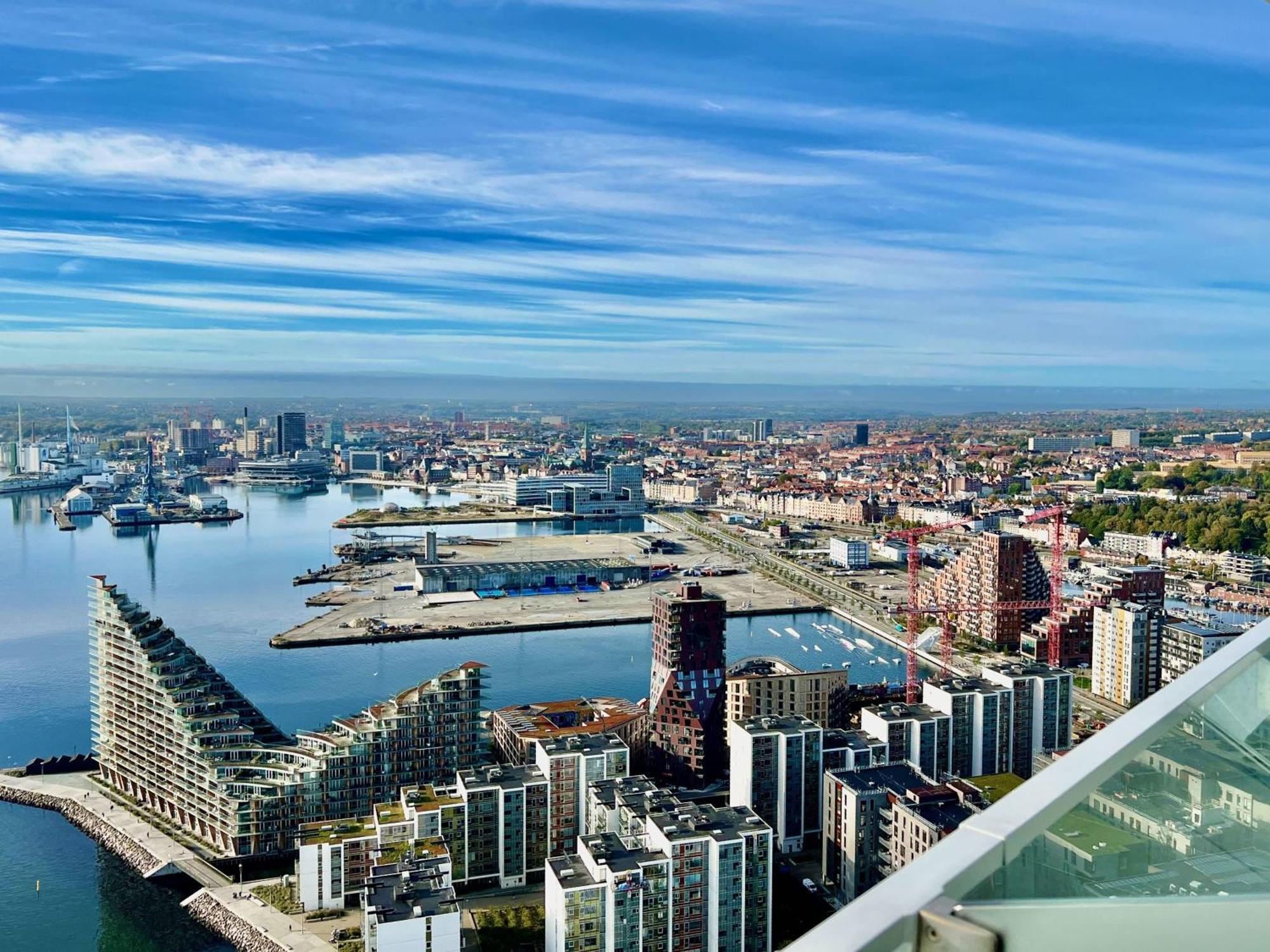Penthouse Paradise On 39Th Floor Apartment Aarhus Exterior photo